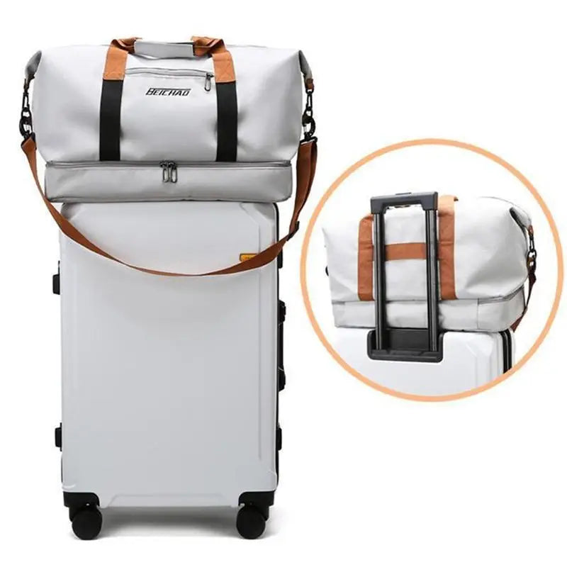 JETTIQ™ | All-Weather Travel Duffel Bag