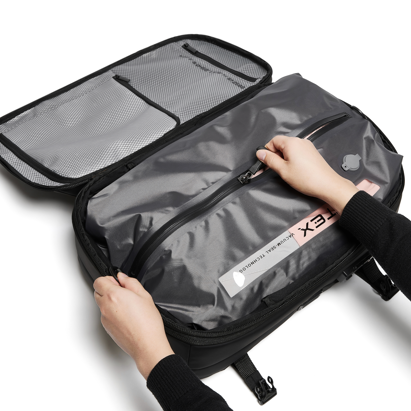 JETTIQ™ | Compression Travel Backpack