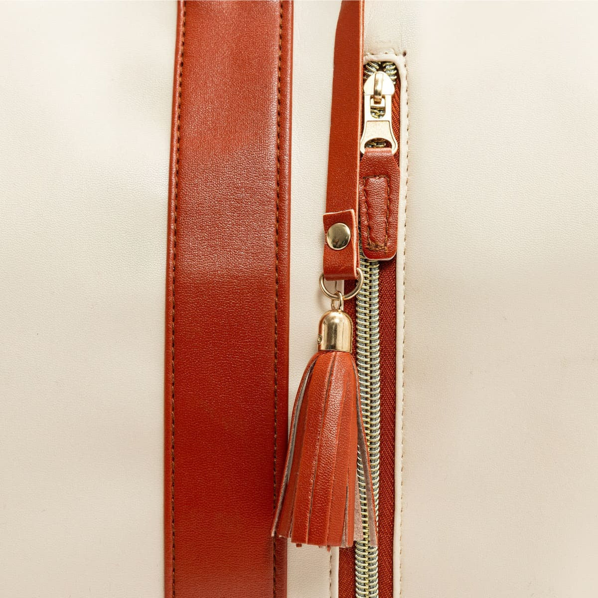JETTIQ™ | Travel Bag